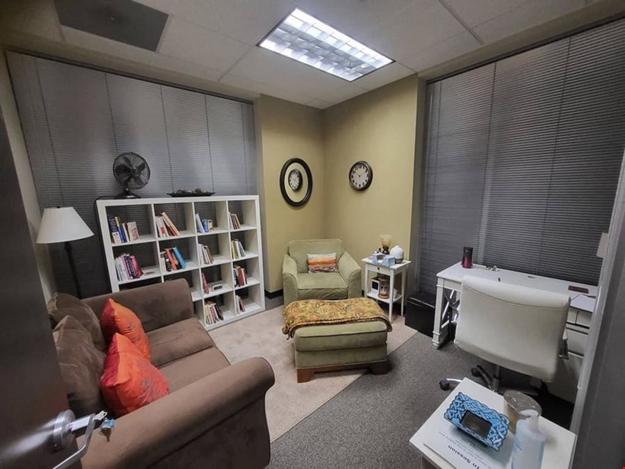 Valencia Office Suites