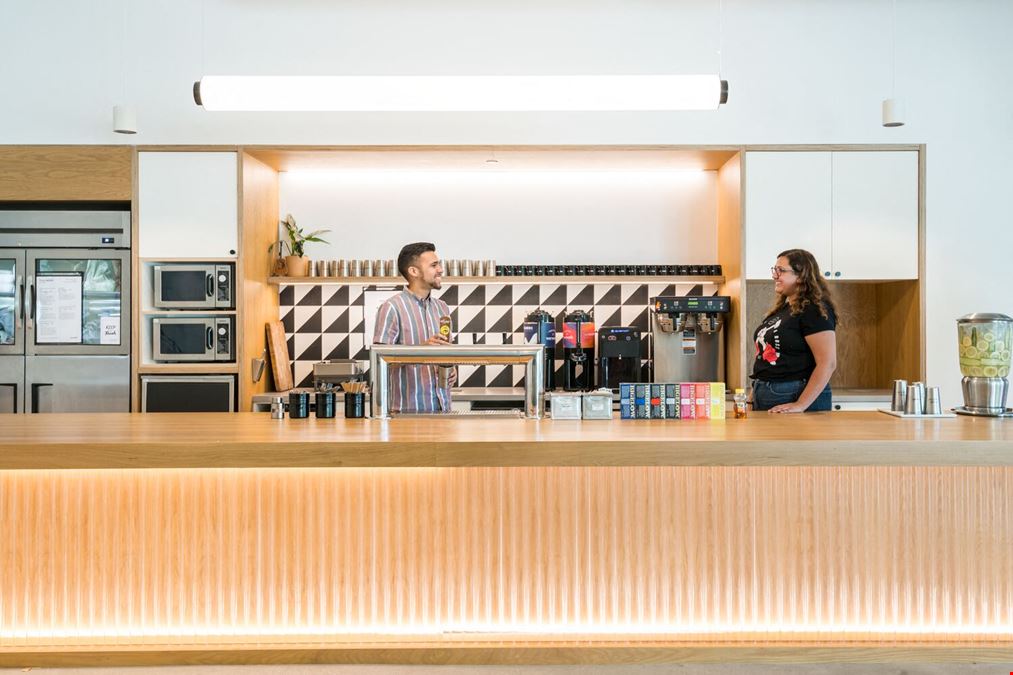 5161 Lankershim Blvd