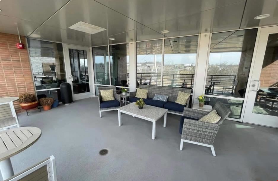 Brick House Blue: Bridge Park