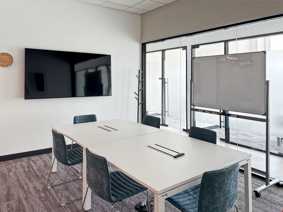 NY, Astoria - 36th Avenue