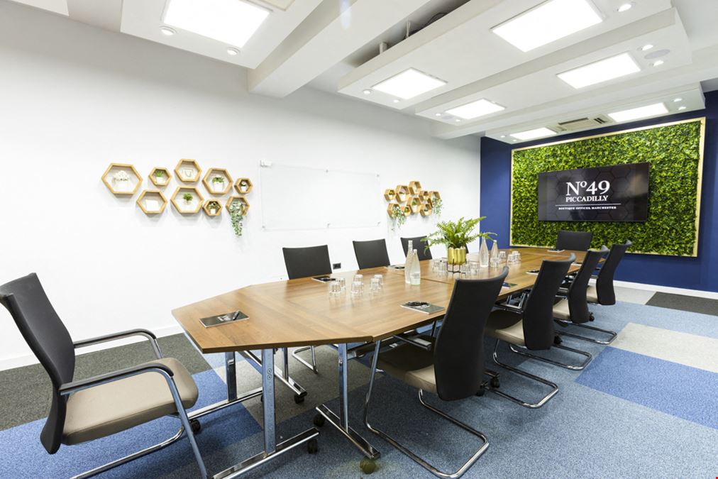 Biz Hub - Manchester Piccadilly