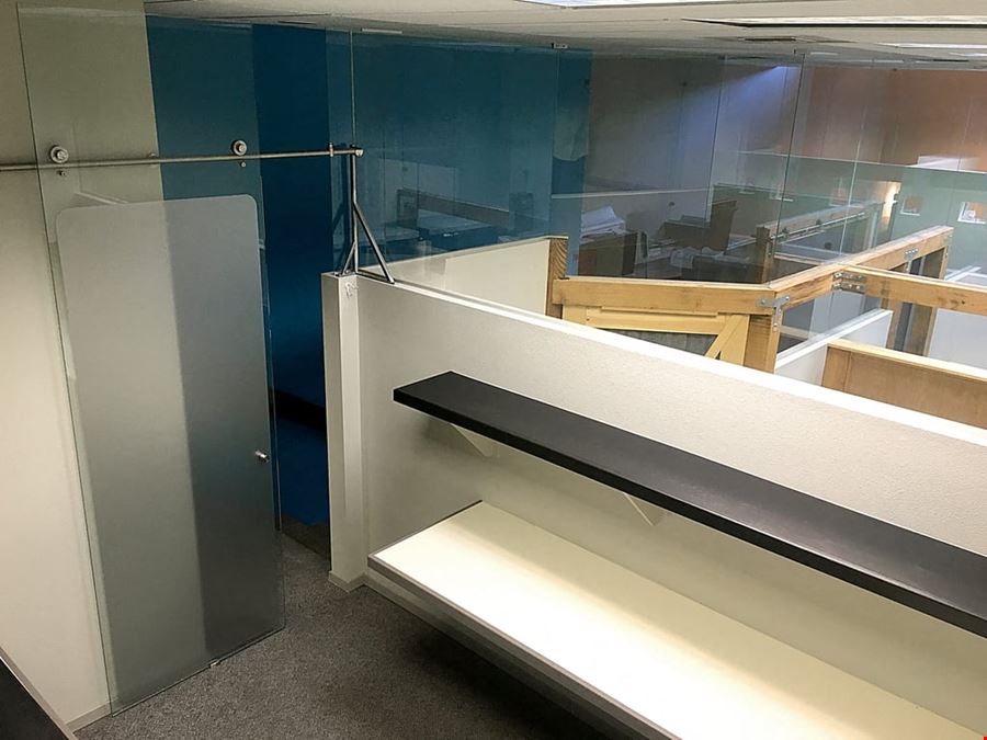 Floating Office Day Rental