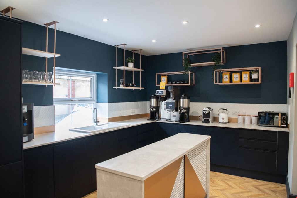 Wizu Workspace - Royal House
