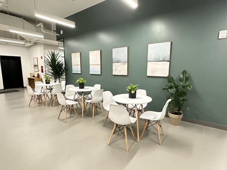 Preview of Le Parc Coworking Offices Coworking space for Rent in New York