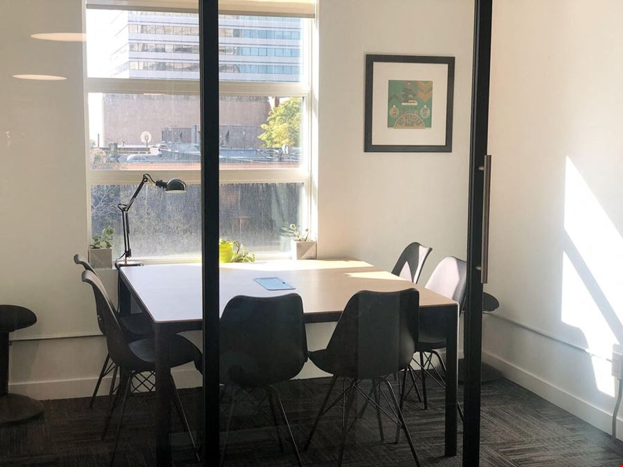 Quiet Meeting Room