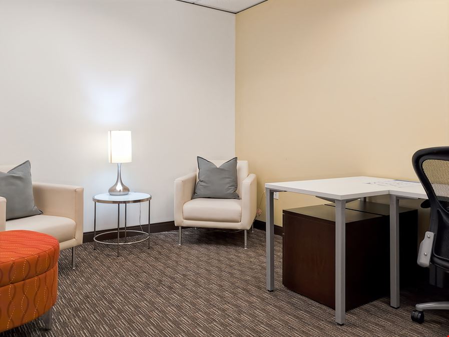 WA, Mountlake Terrace - Redstone Corporate Center