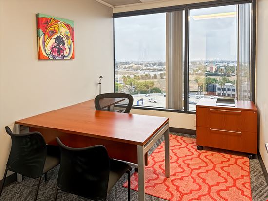 CA, Ontario - One Lakeshore