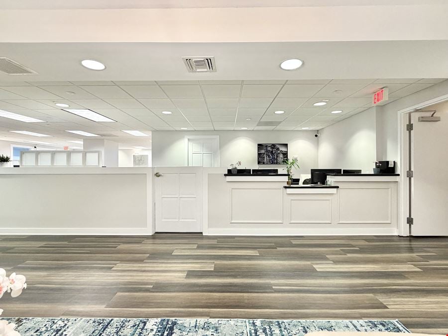 Small Conference Room 002