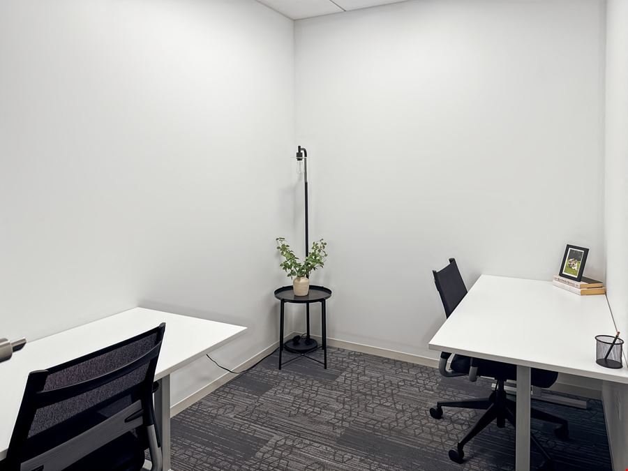 Spaces - Chicago- 1 N State Street