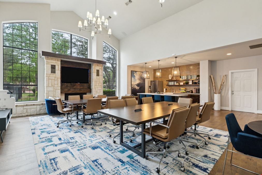 Apt CoWork at Toscana at Valley Ridge