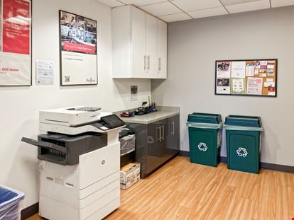 Regus - Long Beach – Landmark Square
