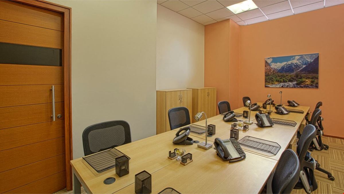 The Empire Business Center - Lower Parel