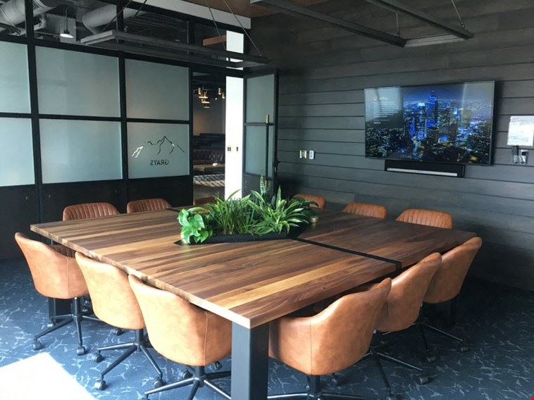 Grays (12-person)
