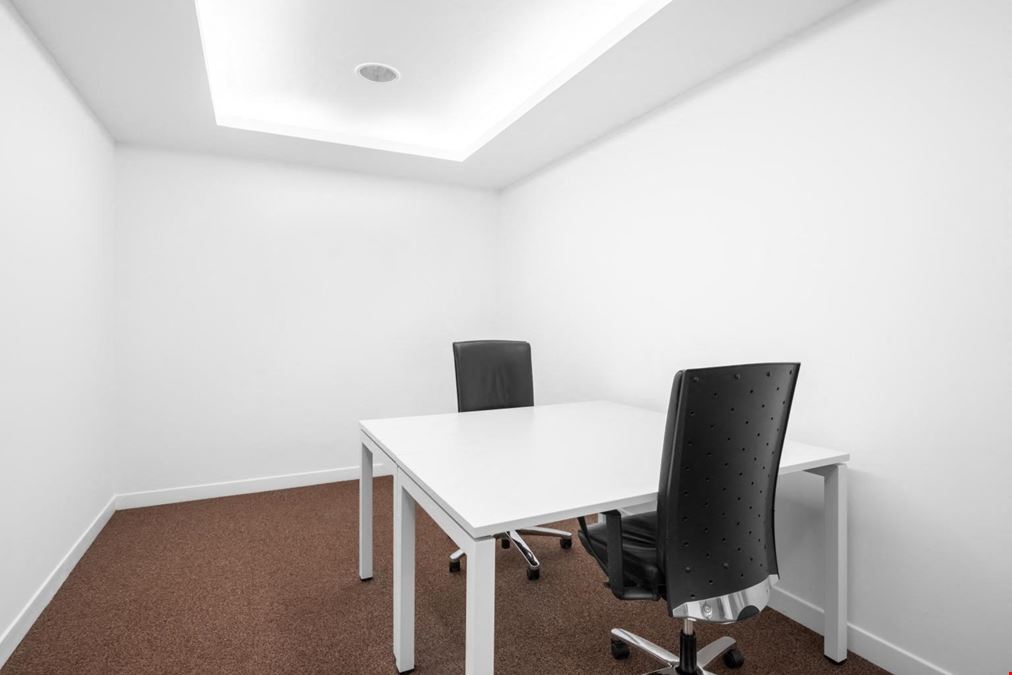 25% off Chase Corporate Center