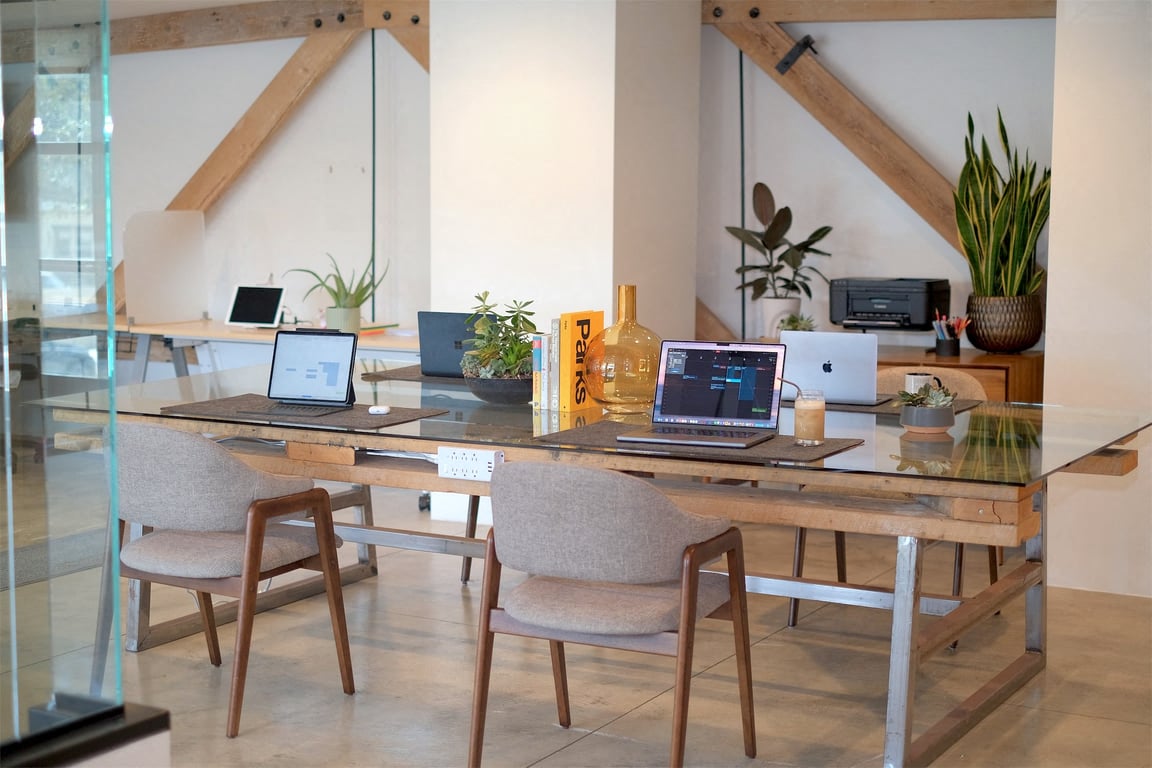 Open Desk Coworking
