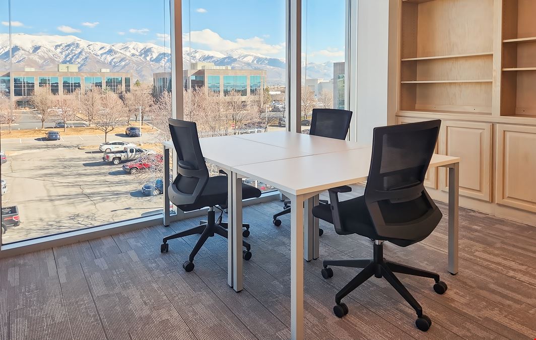 UT, Clearfield - 1412 Legend Hills Dr