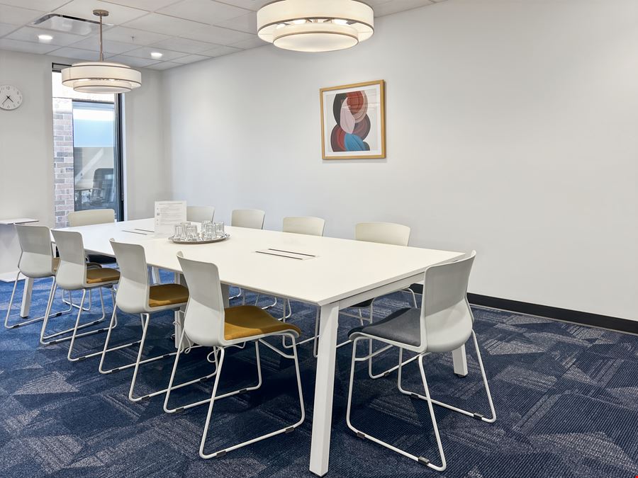 HQ - Bensenville - W Grand Ave