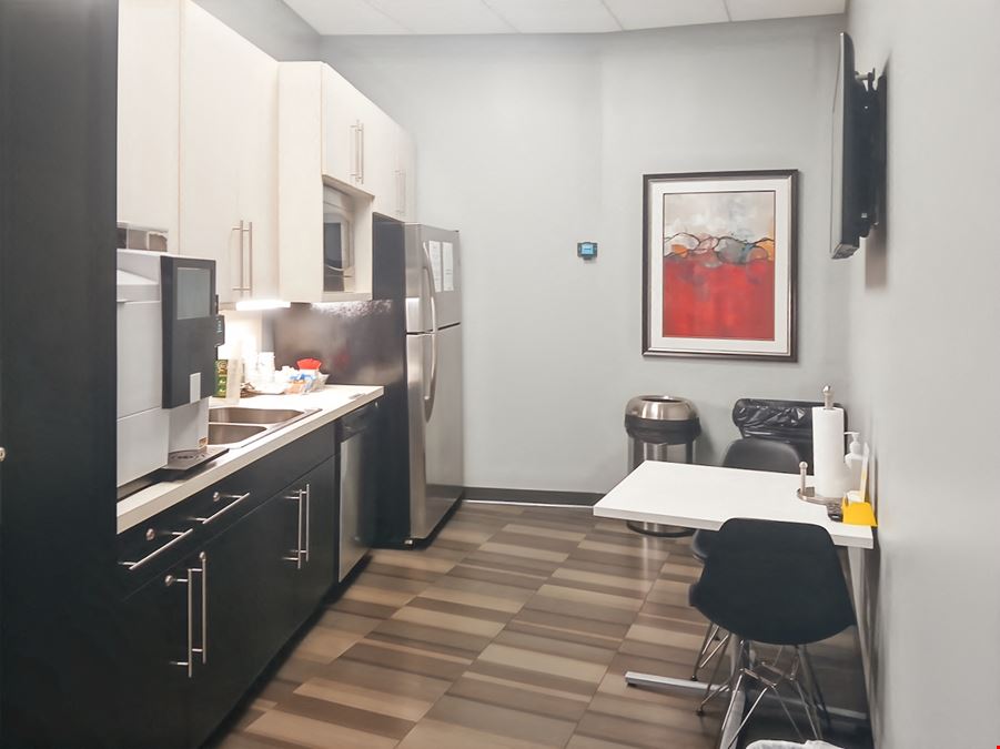 Regus - Ridgeland - Renaissance at Colony Park