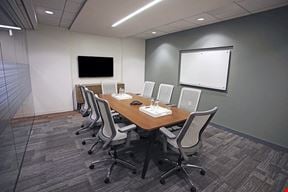 8 Person Meeting Room - Pacific