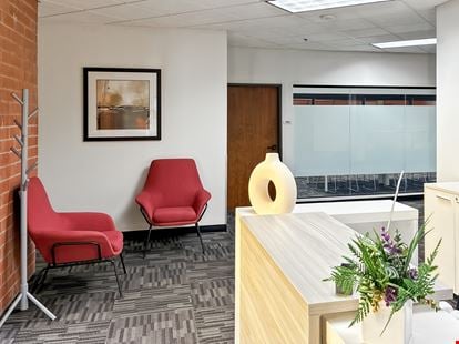 Regus - Phoenix - E Thomas Rd