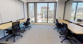 4 Desk Team Room 729