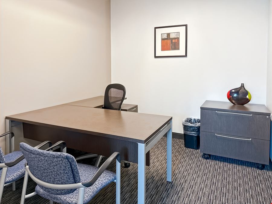 Regus - Louisville - Ormsby III Forest Green