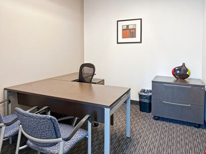 Regus - Louisville - Ormsby III Forest Green