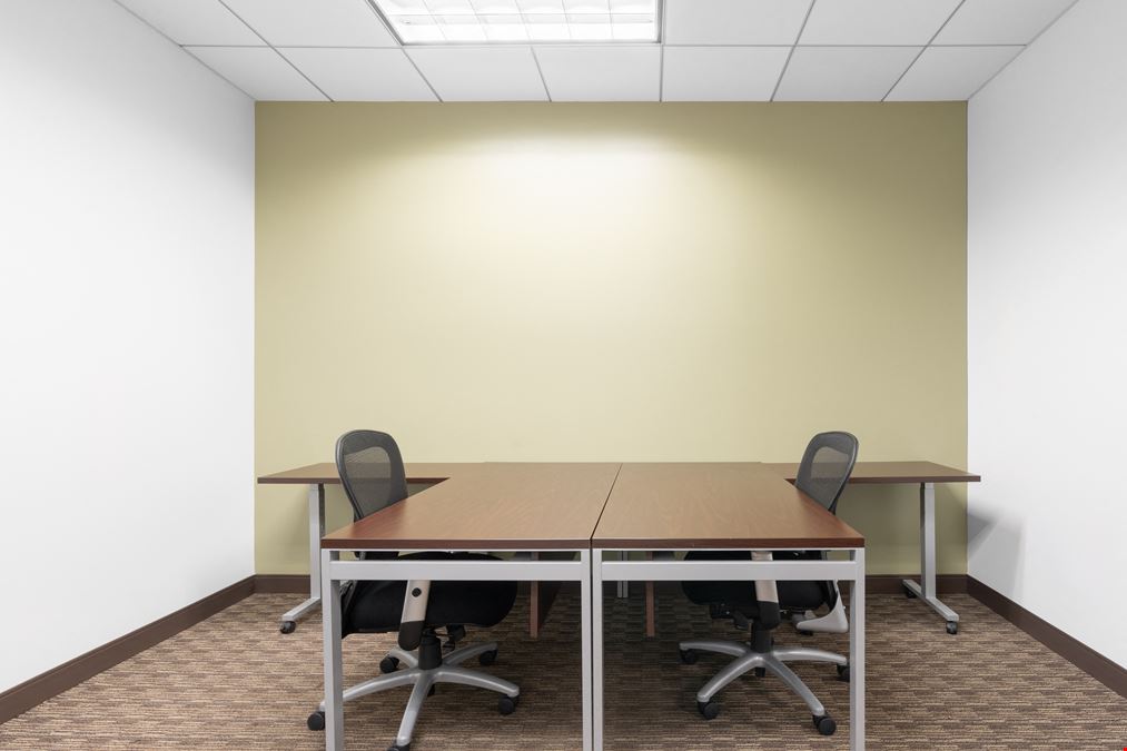 Regus - Lake Forest – Landmark Conway Farms