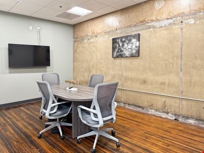 Spaces - Memphis - S Main Street