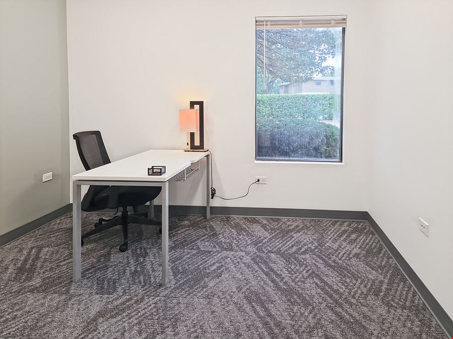 Regus - Libertyville - S Milwaukee
