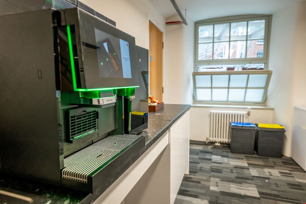 Generator - Royal Mills