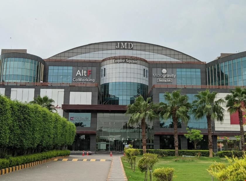 Alt.f - Empire Square