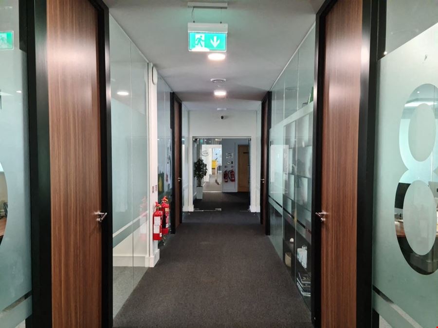 Curve Serviced Offices - Greenwich