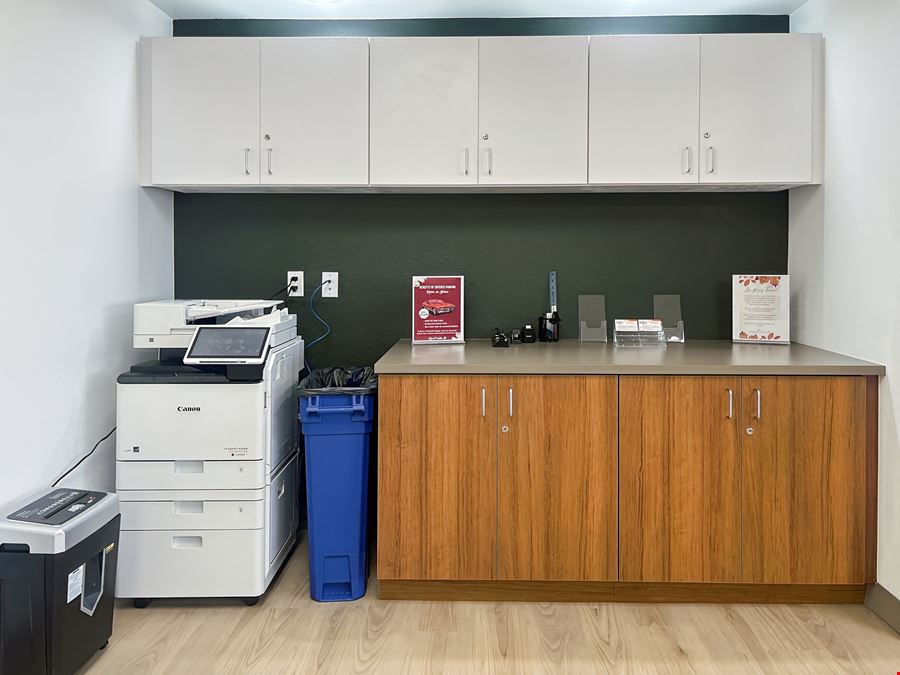 NV, Las Vegas - Convention Center Dr.