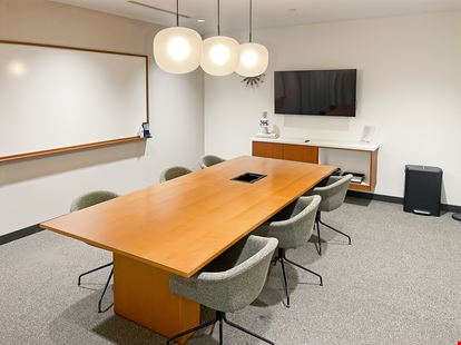 TX, Dallas - The Crescent