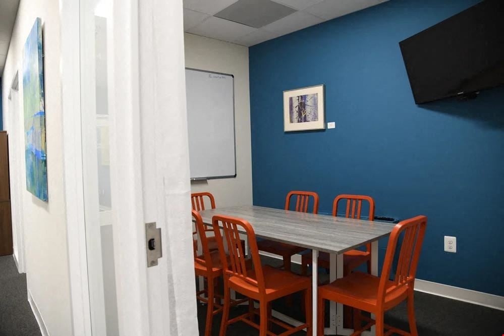 Huddle Room