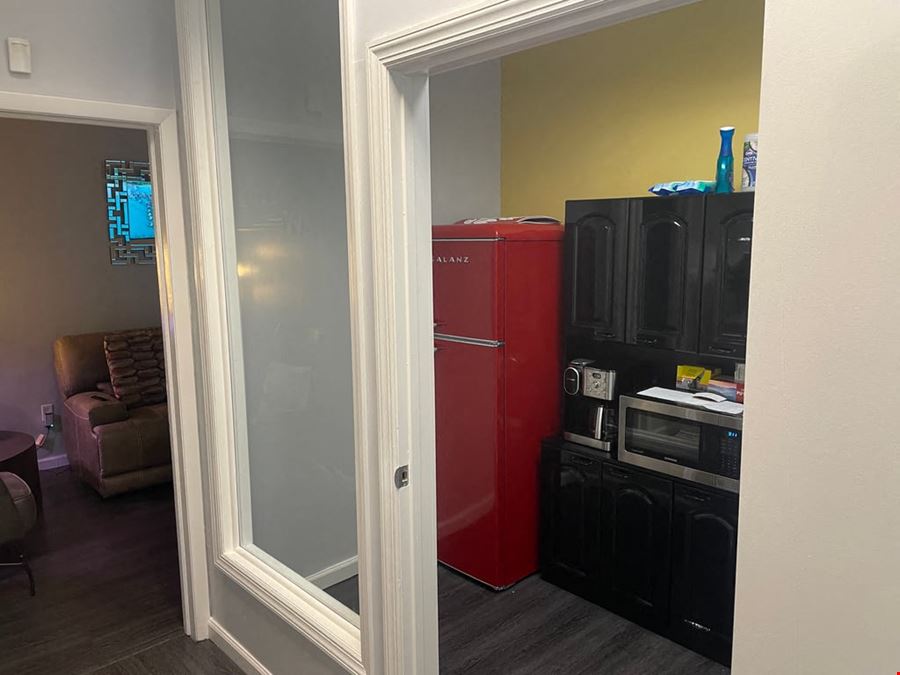 Modern Office Rentals – Private & Professional