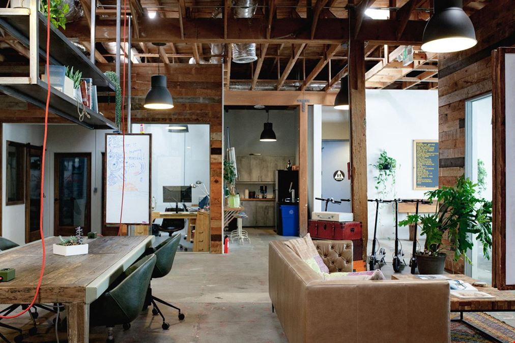 Unità Club Hermosa Beach