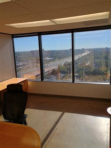 7322-7324 Southwest Freeway