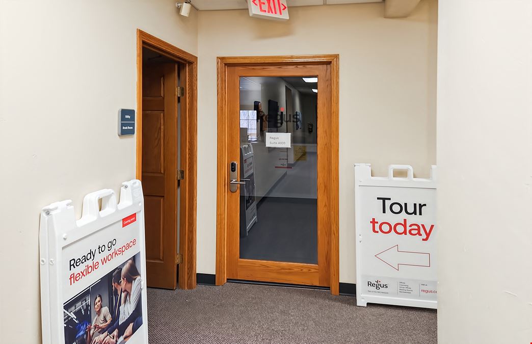 WI, Green Bay - Velp Ave.