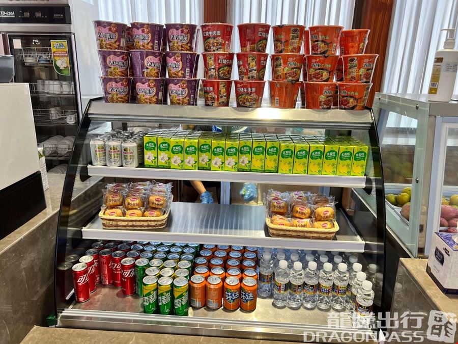 V3 First Class Lounge Phoenix International Airport Terminal 1