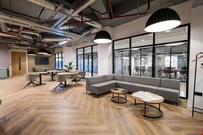 Regus - Chatham Pentagon