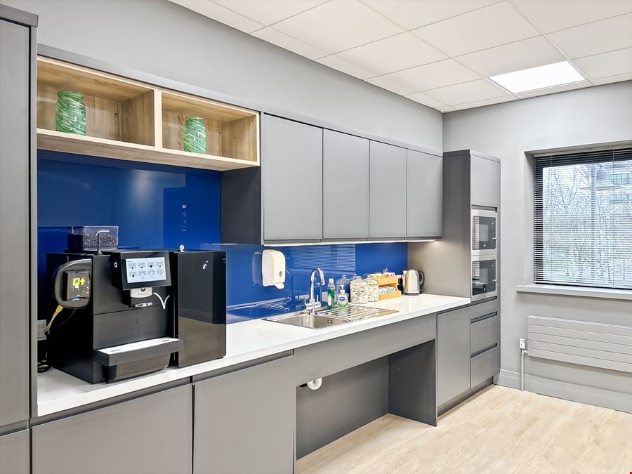 Regus - DUBLIN Citywest Business Campus