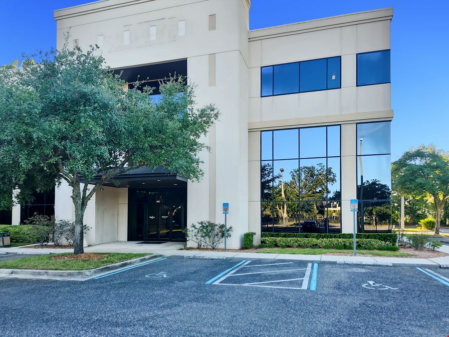 FL, Orange Park - Crossing Blvd