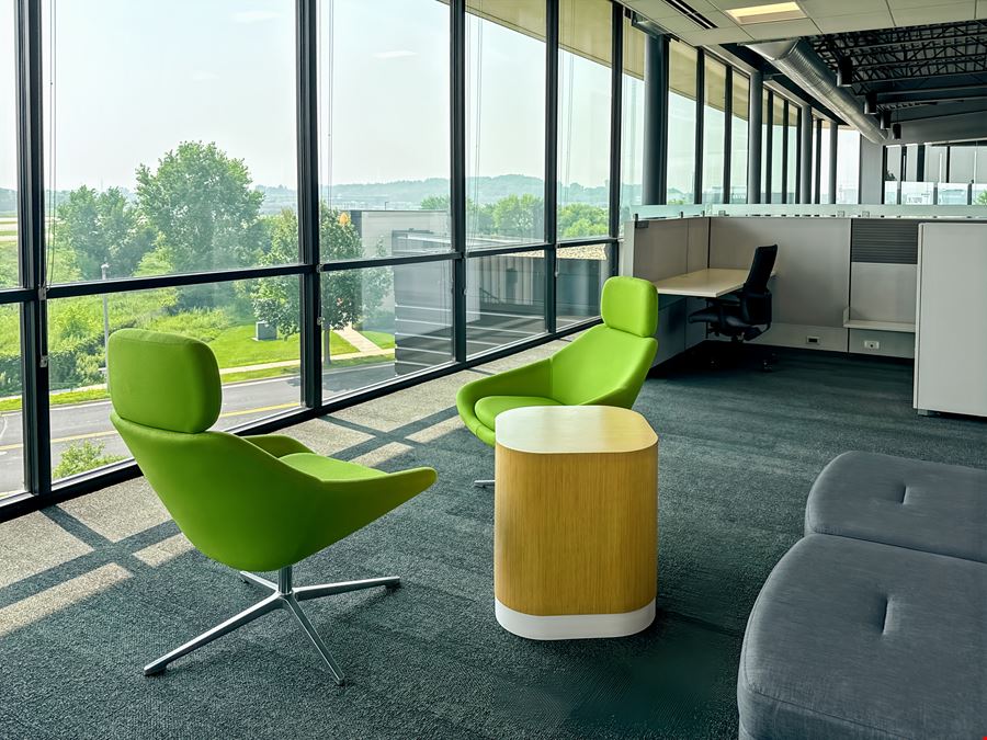 WI, Middleton - Discovery Dr