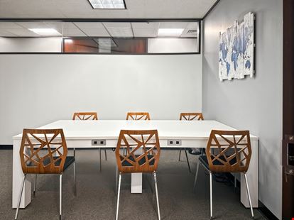 LA, New Orleans - Energy Centre Building