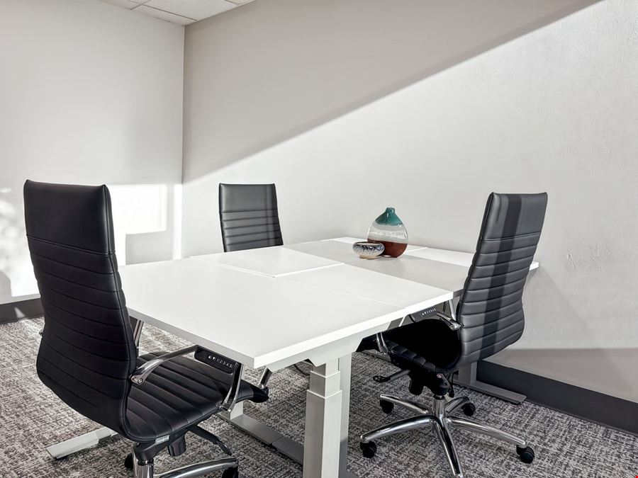 Regus - Colorado Springs - Kelly Johnson Blvd