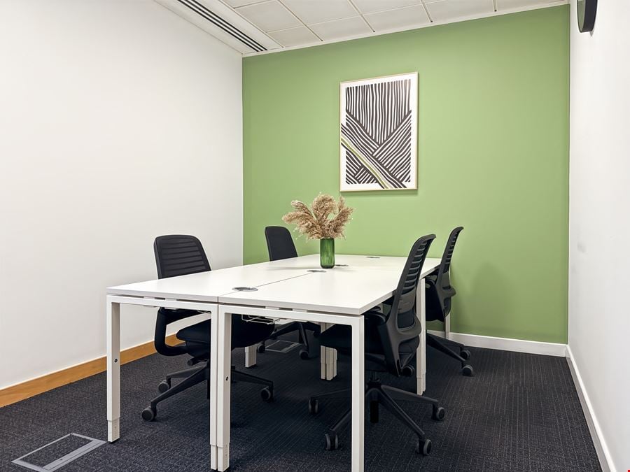 Regus - Cambourne