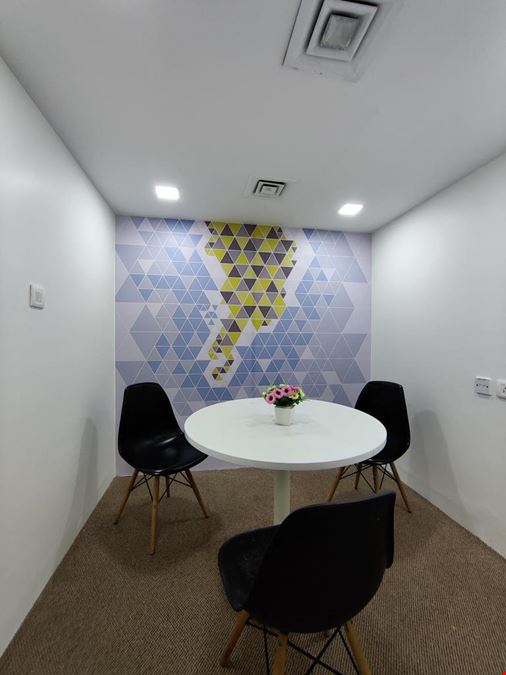 Community Coworks  - Solitaire Corporate Park