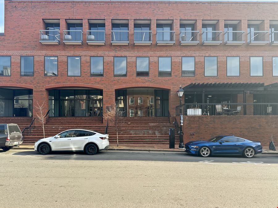 Regus - Alexandria - 211 N Union